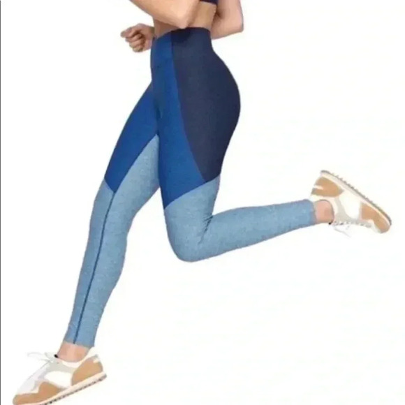Outdoor voices leggings 7/8 - Picture 1 of 7